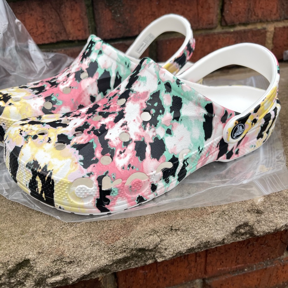 New Crocs Women's Classic Tie Dye Clog